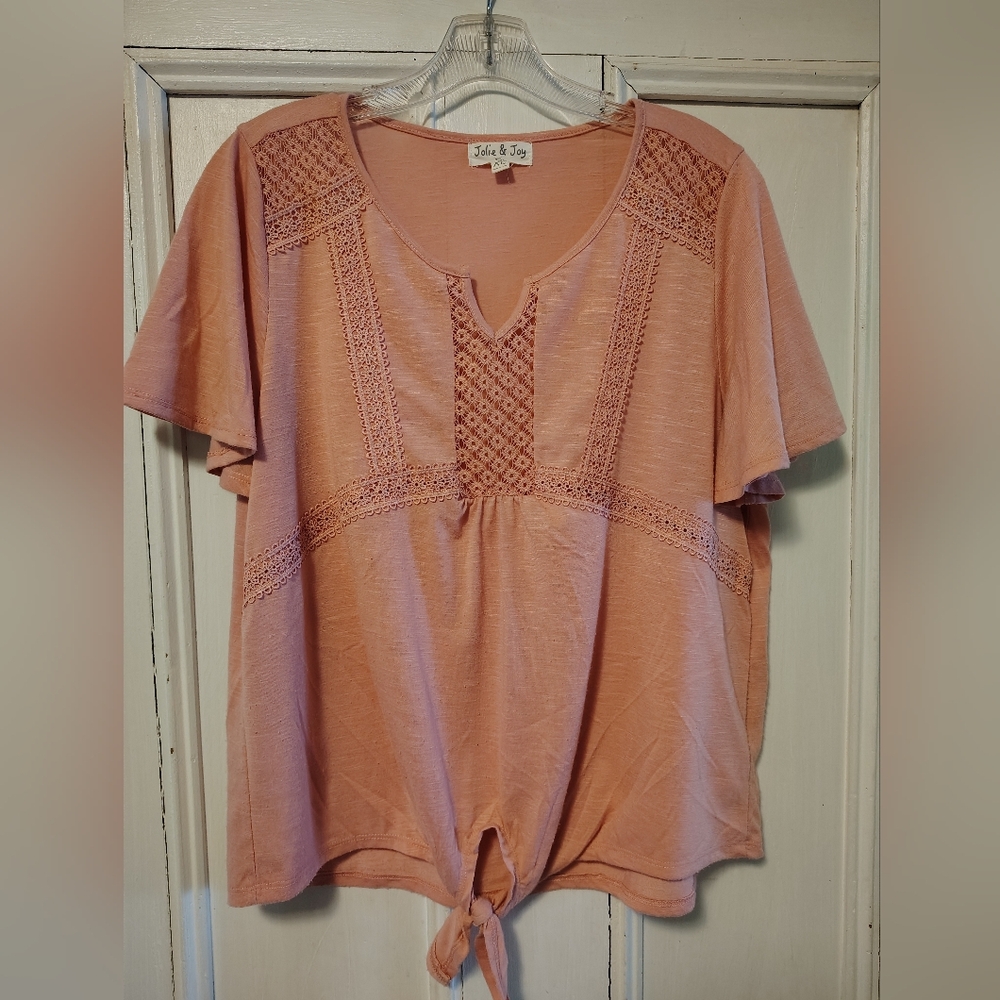 Jolie & Joy Pink Tie Front Top Size XL